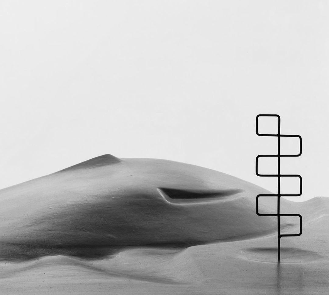 rzeźba chce się z nami bawić. Isamu Noguchi, praca 3.