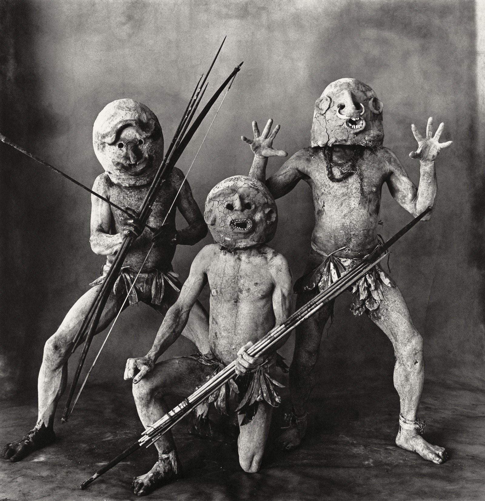 cały świat w małym pokoju. Irving Penn, praca 2.