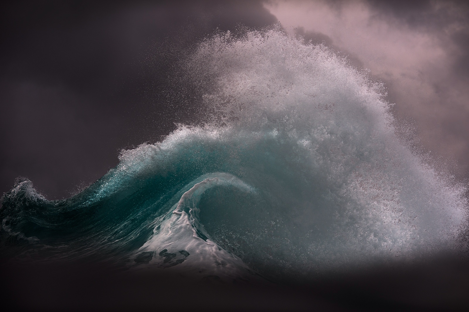 morze zatrzymało oddech. Ray Collins, praca 5.