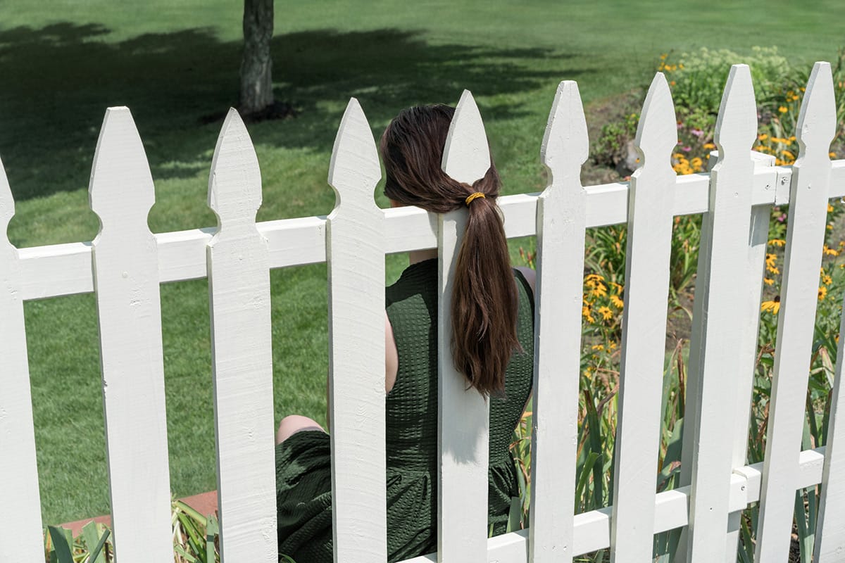 zwyczajny pokój, niedorzeczna sytuacja. Brooke DiDonato, praca 1.