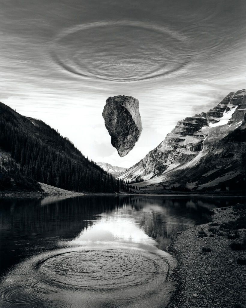 w ciemni połączyły się dwa światy. Jerry Uelsmann, praca 7.