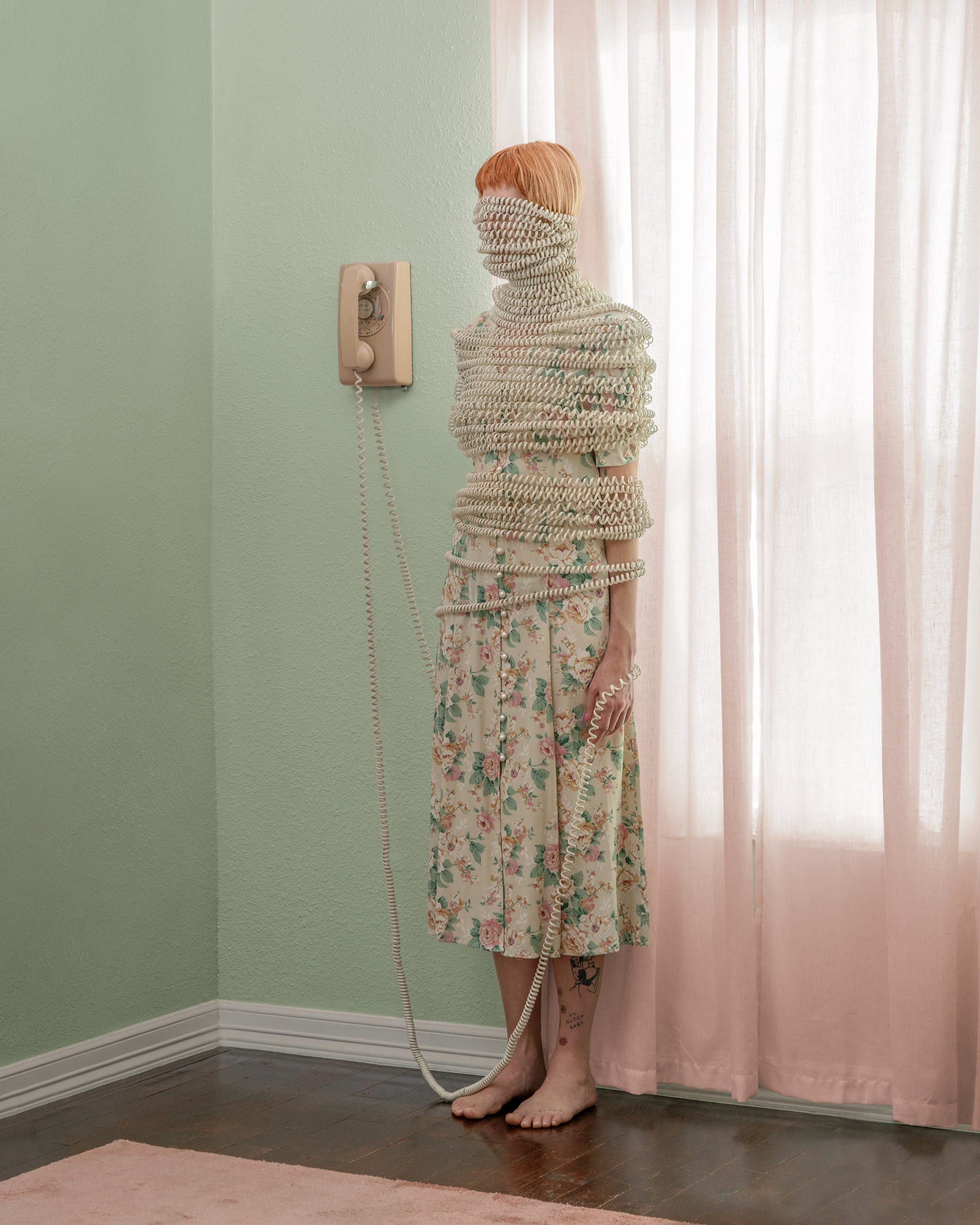 telefon dzwoni, a mnie nie ma. Brooke DiDonato, praca 3.