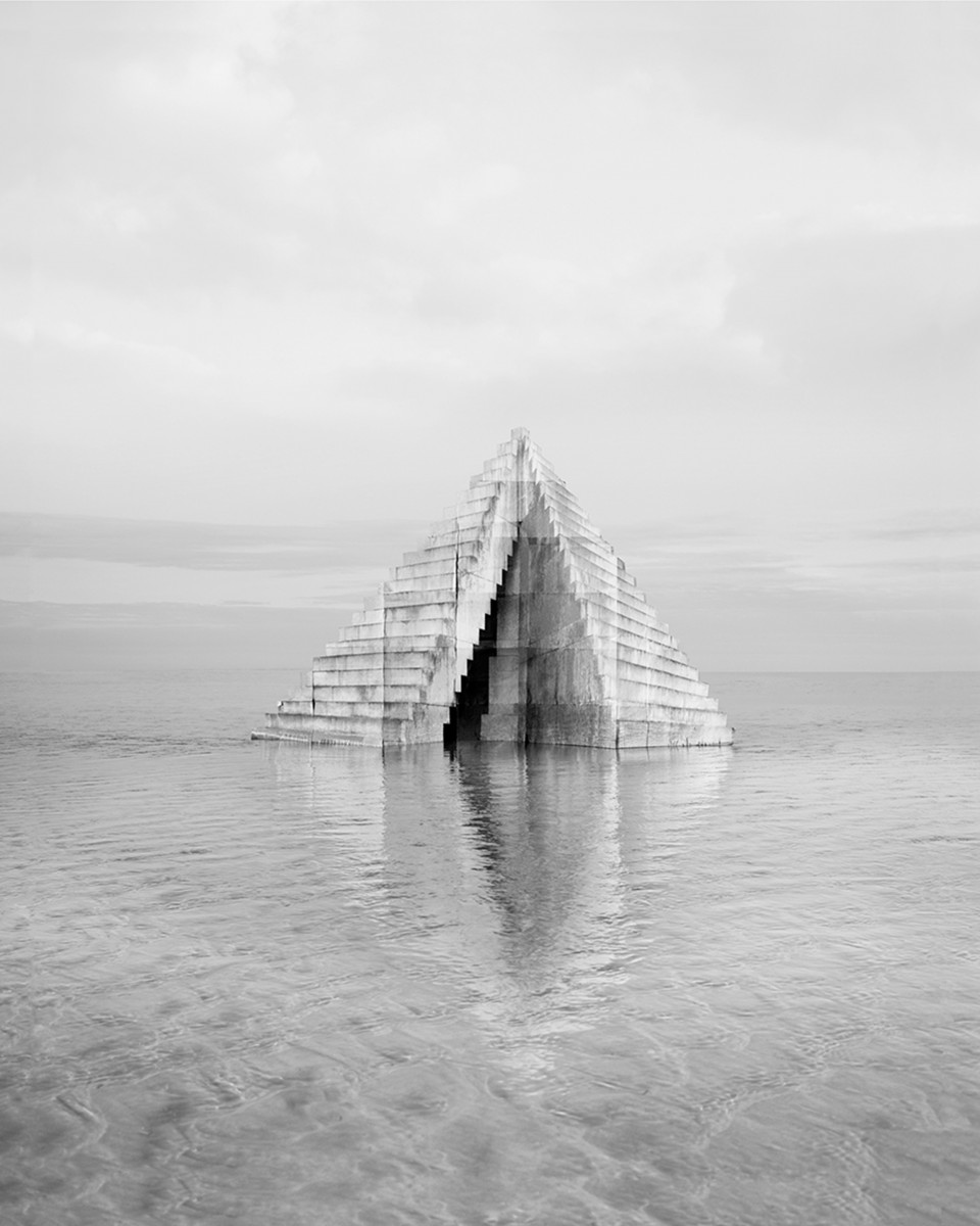 wodospad okazał się dekoracją. Noémie Goudal, praca 9.