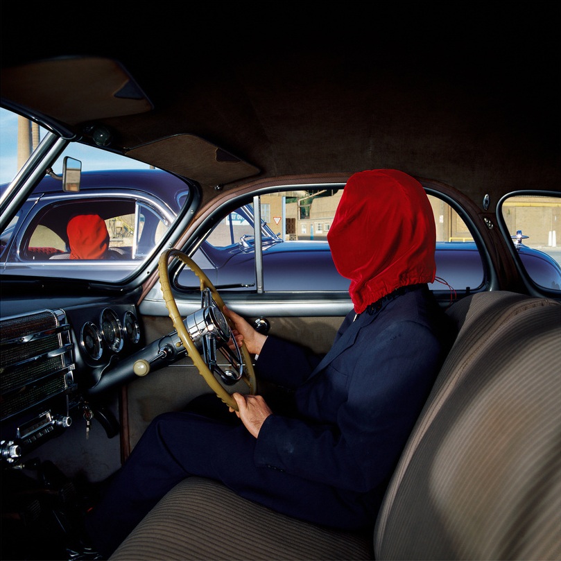 płyta zaczyna się od obrazu. Storm Thorgerson, praca 8.