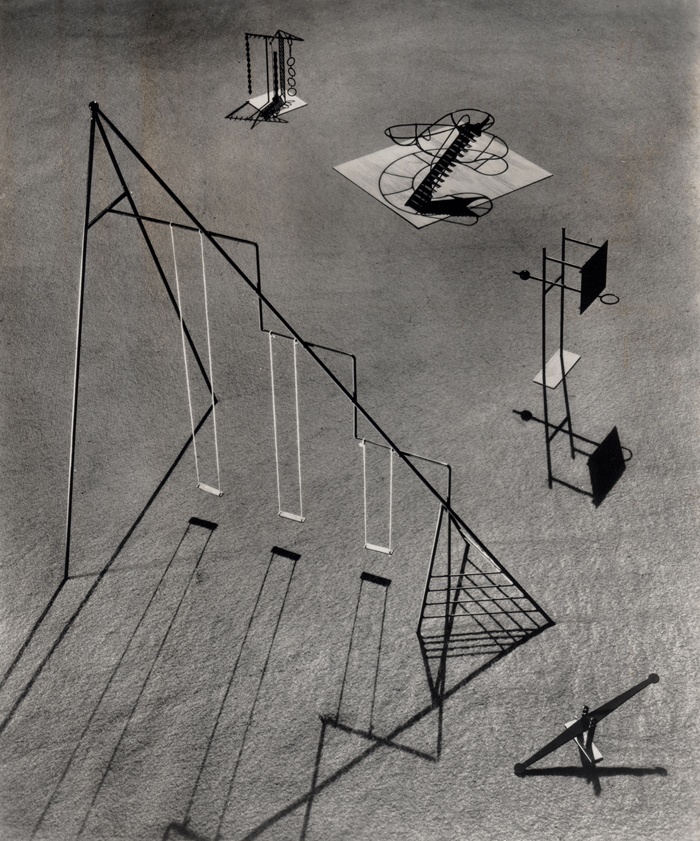 rzeźba chce się z nami bawić. Isamu Noguchi, praca 2.