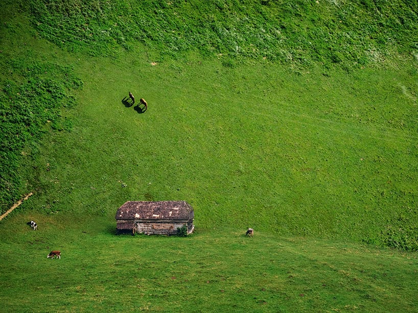 krajobraz zawinął się nad głową. Laurent Rosset, praca 5.