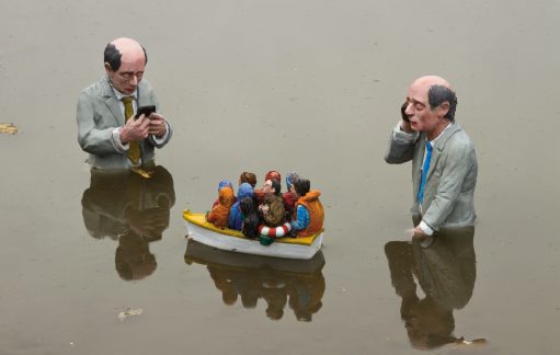 nie zauważyliście małych ludzi. Isaac Cordal, praca 1.