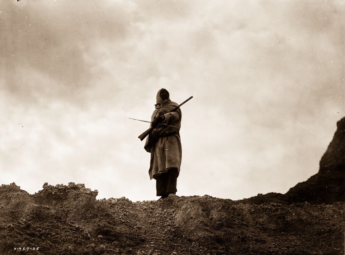 twarze zapisane na starych kliszach. Edward S. Curtis, praca 8.